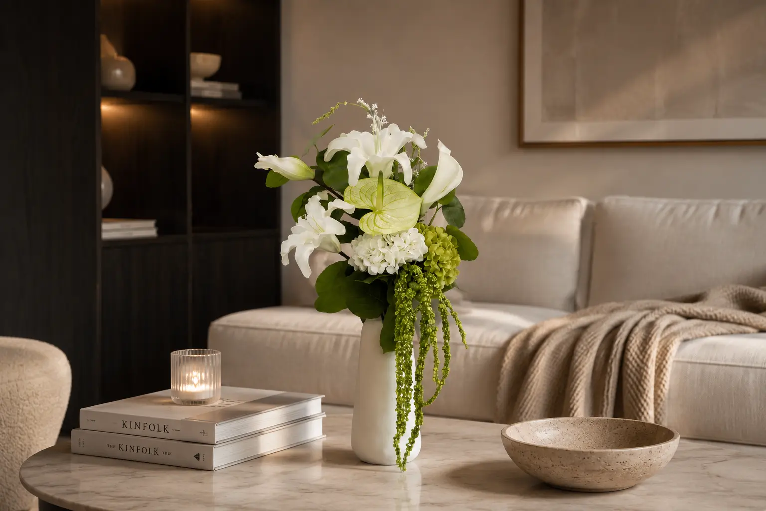 Blomster i elegant interiør